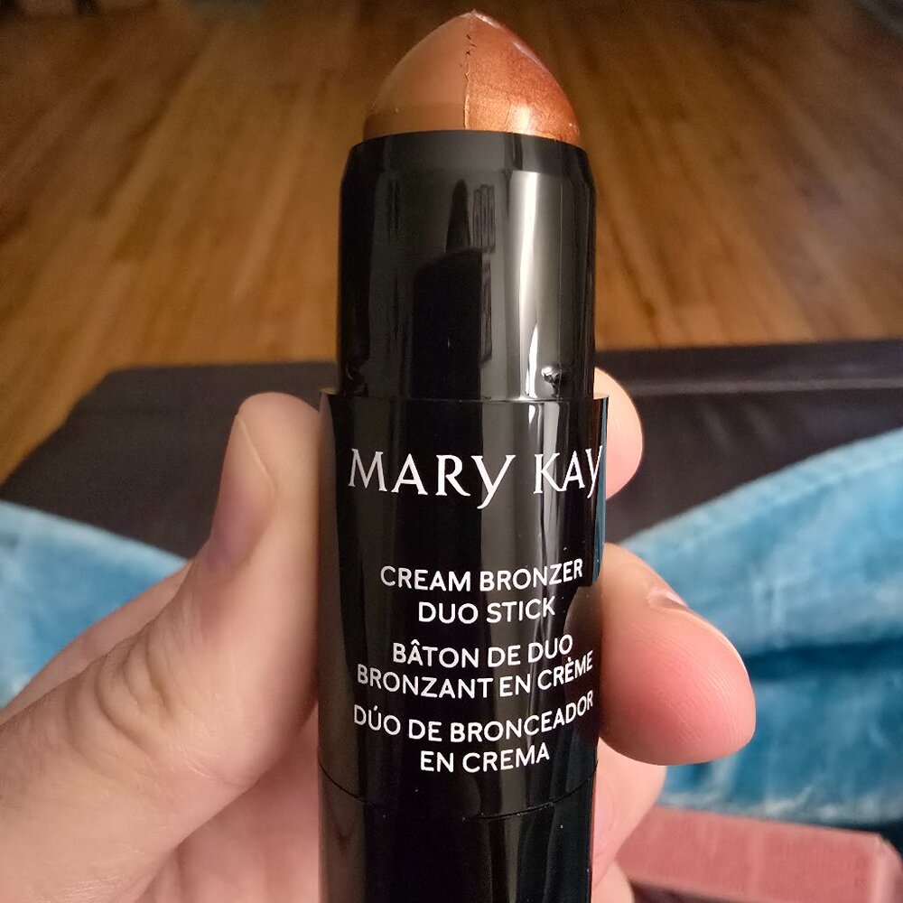 Bronzing stick